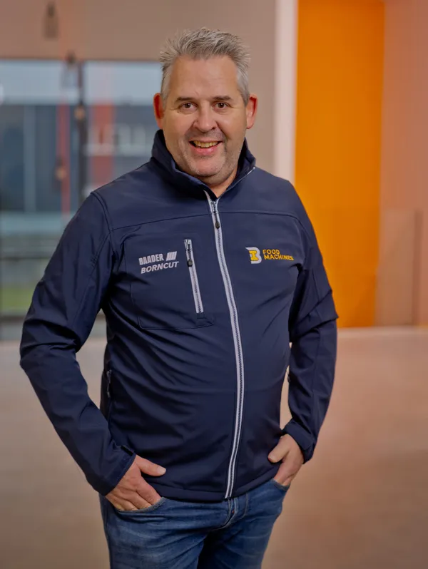 IB Food Machine Employee