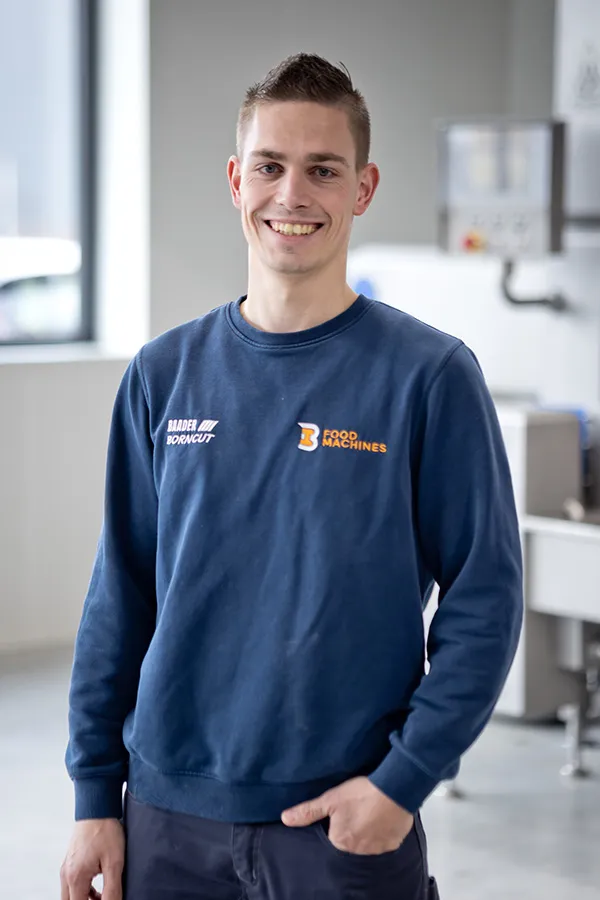 IB Food Machine Employee